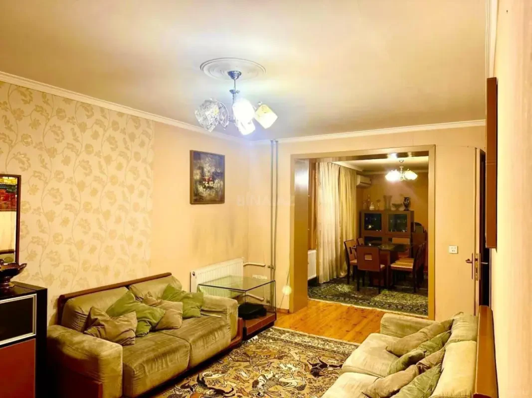 Satılır 3 otaqlı mənzil 74 m²