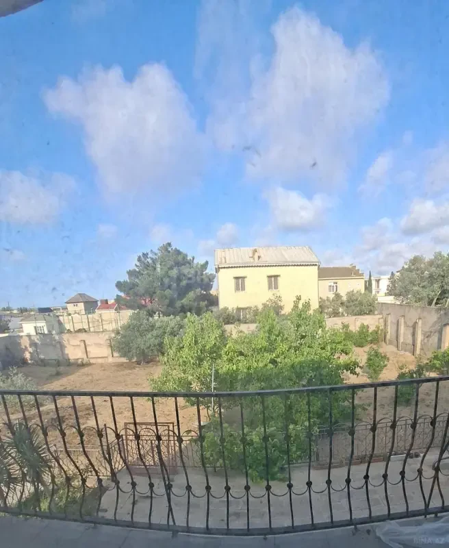 Kirayə verilir 5 otaqlı həyət evi 250 m²