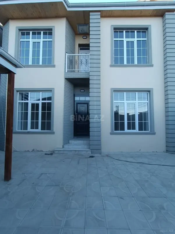 Satılır 4 otaqlı həyət evi 115 m²