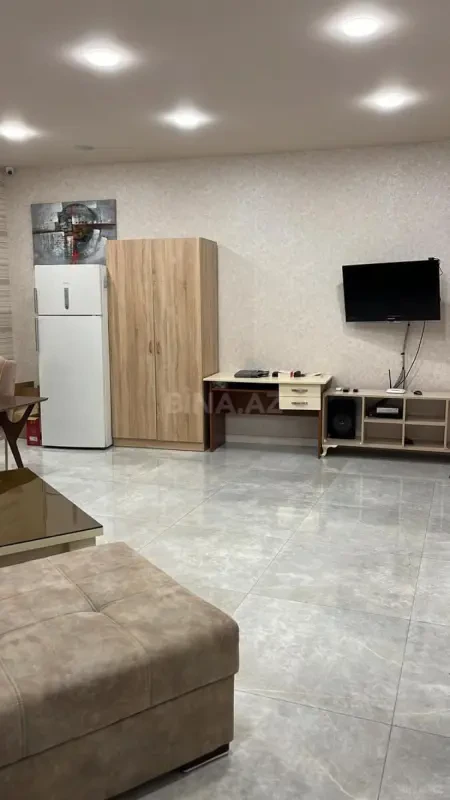 Kirayə verilir 3 otaqlı mənzil 95 m²