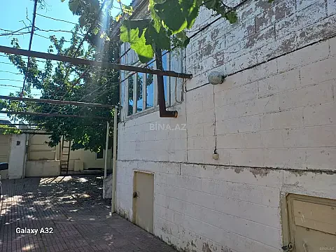 Satılır 8 otaqlı həyət evi 250 m² — Bakı 8 otaq 250.00 m²