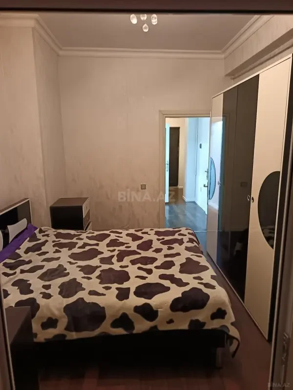 Kirayə verilir 2 otaqlı mənzil 60 m²