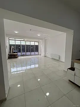 Kirayə verilir obyekt 85 m² — Bakı 85.00 m²
