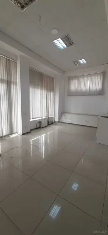 Kirayə verilir obyekt 155 m²