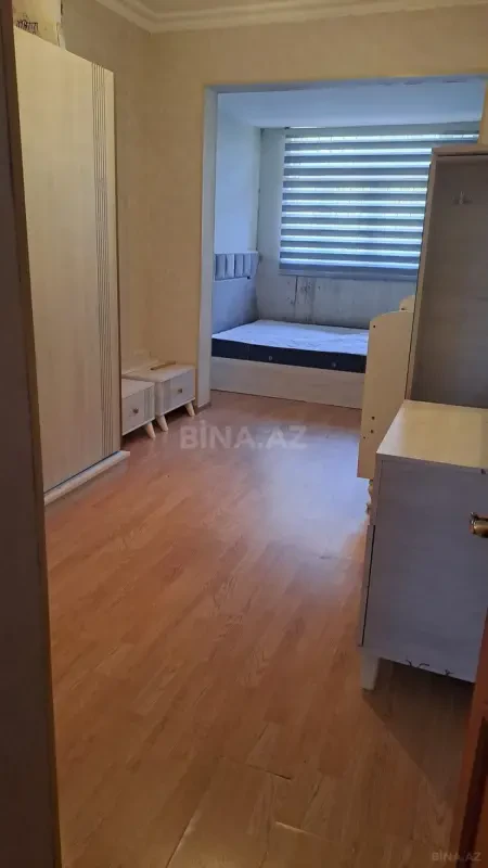 Kirayə verilir 5 otaqlı mənzil 100 m²