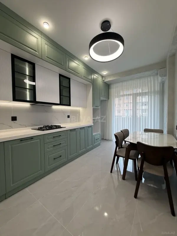Satılır 3 otaqlı mənzil 105 m²