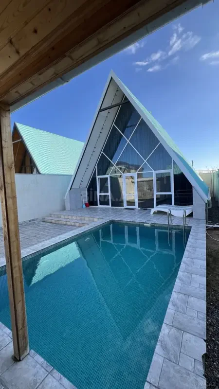 Kirayə verilir 4 otaqlı həyət evi 130 m²