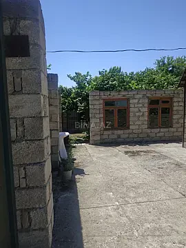 Satılır 3 otaqlı həyət evi 1500 m² — Xaçmaz 3 otaq 1500.00 m²