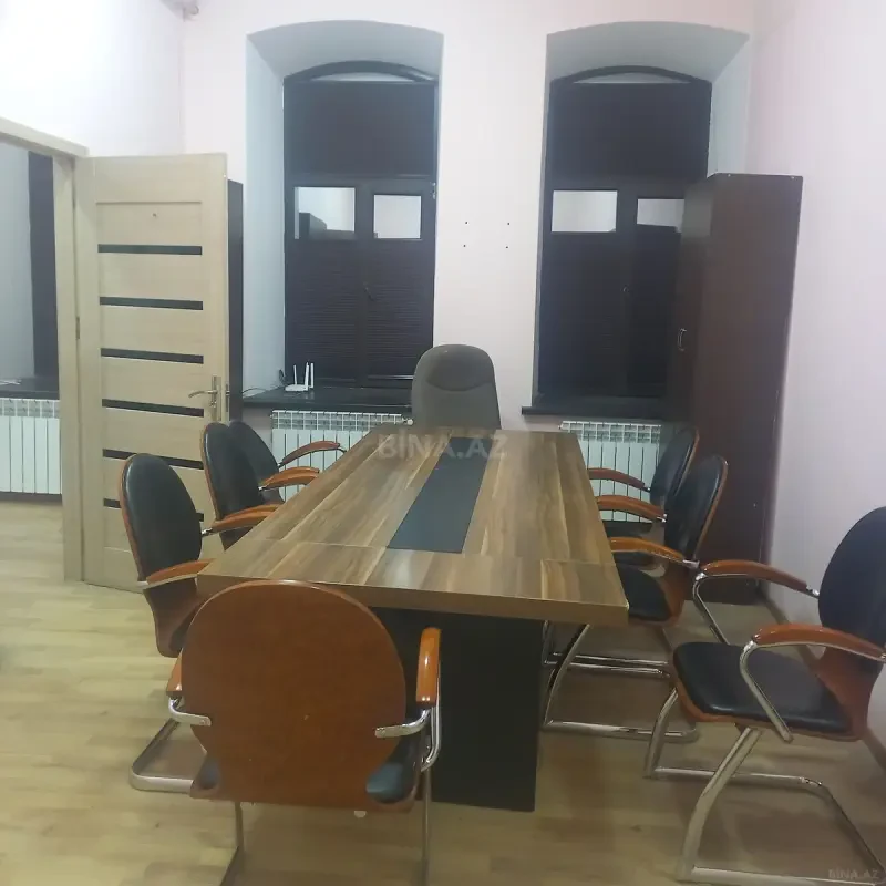 Kirayə verilir 4 otaqlı ofis 100 m²