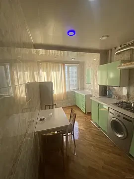Kirayə verilir 3 otaqlı mənzil 90 m² — Bakı, Səbail 3 otaq 90.00 m²