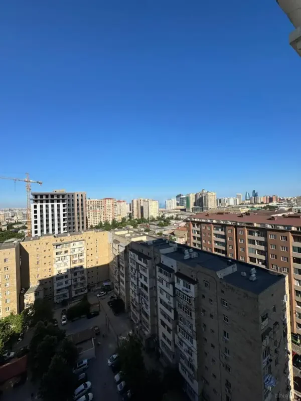 Kirayə verilir 3 otaqlı mənzil 124 m²