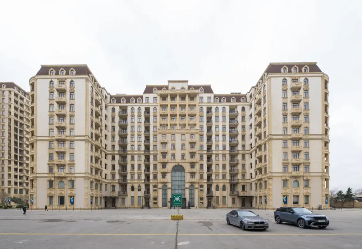 Kirayə verilir 3 otaqlı mənzil 174 m²