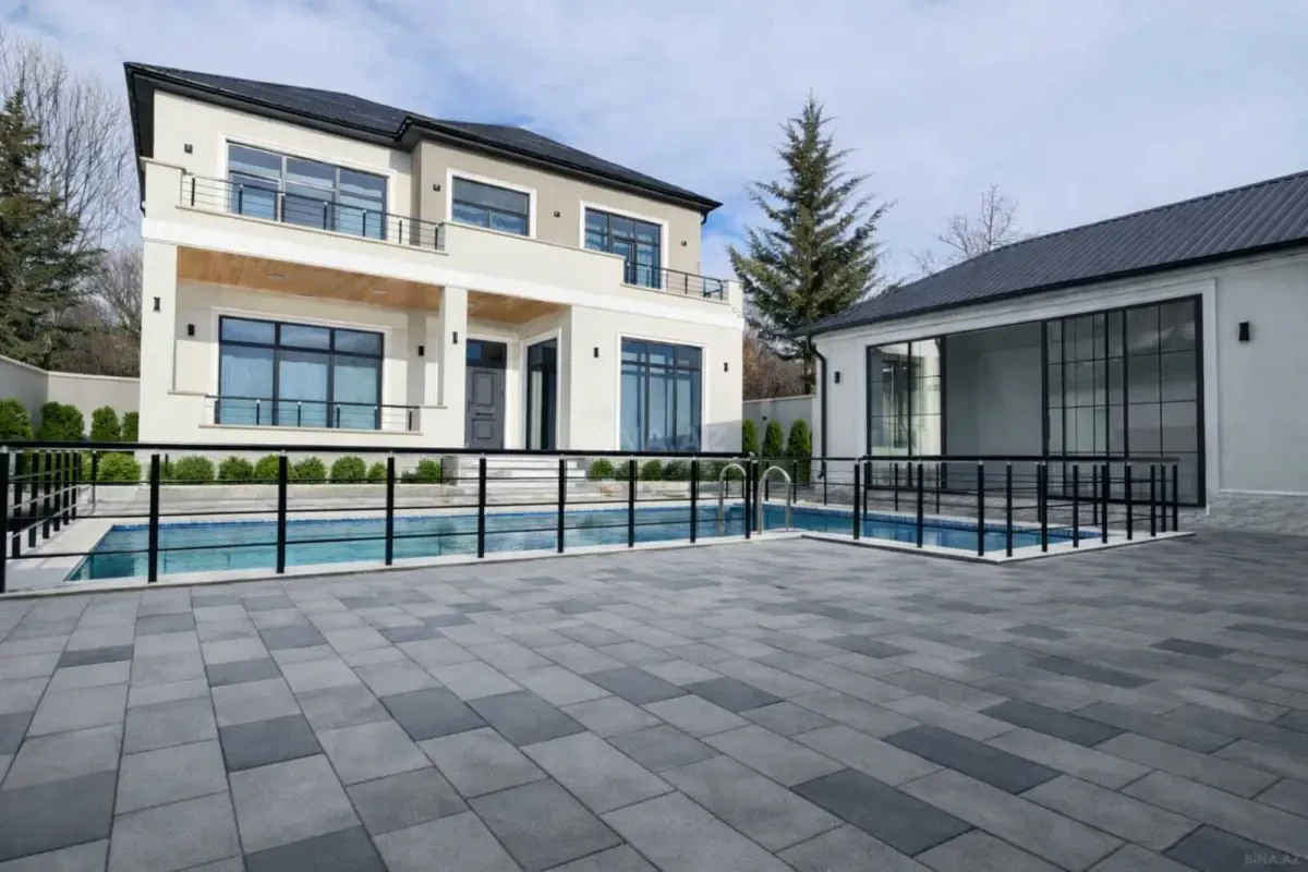 Kirayə verilir 5 otaqlı həyət evi 220 m²