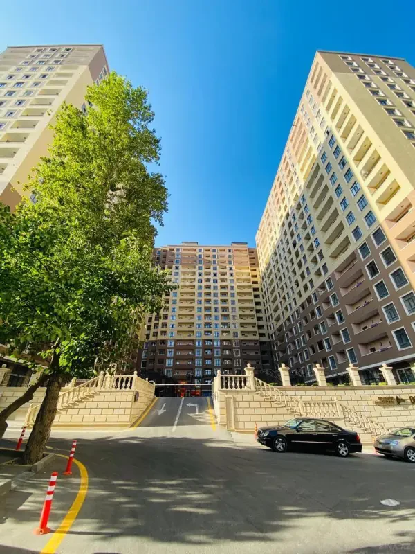 Kirayə verilir 3 otaqlı mənzil 110 m²