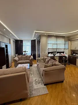 Kirayə verilir 3 otaqlı mənzil 120 m² — Bakı, İnşaatçılar 3 otaq 120.00 m²