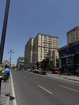 Satılır 2 otaqlı mənzil 110 m² — Bakı, İnşaatçılar 2 otaq 110.00 m²