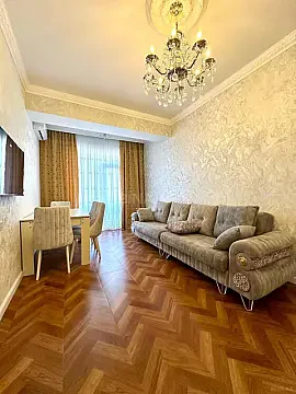 Kirayə verilir 2 otaqlı mənzil 75 m² — Bakı, Nərimanov 2 otaq 75.00 m²