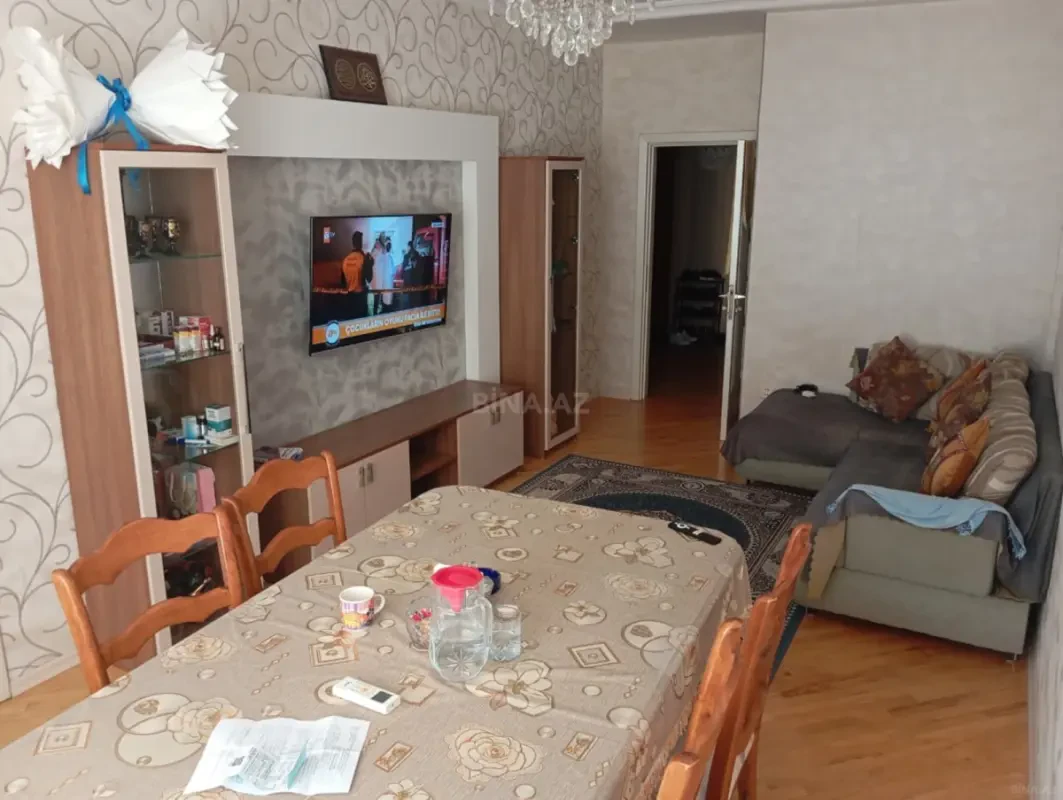 Kirayə verilir 3 otaqlı mənzil 93 m²