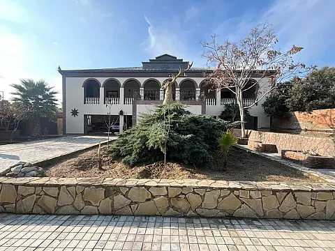 Kirayə verilir obyekt 1.5 m² — Bakı, Şüvəlan 1.50 m²