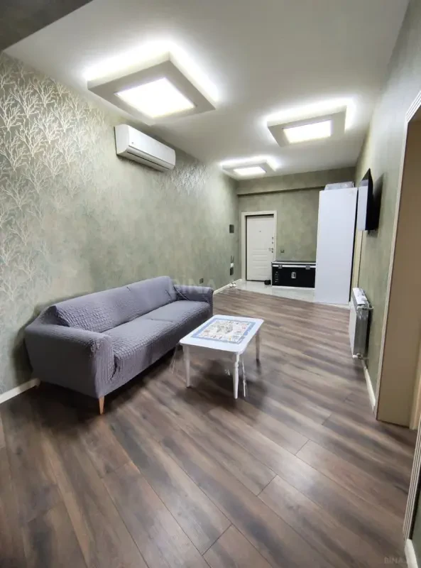 Kirayə verilir 3 otaqlı mənzil 120 m²