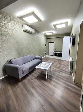 Kirayə verilir 3 otaqlı mənzil 120 m² — Bakı 3 otaq 120.00 m²