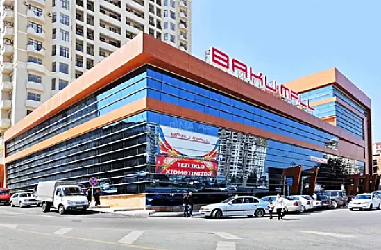 Kirayə verilir 3 otaqlı mənzil 130 m² — Bakı, İnşaatçılar 3 otaq 130.00 m²