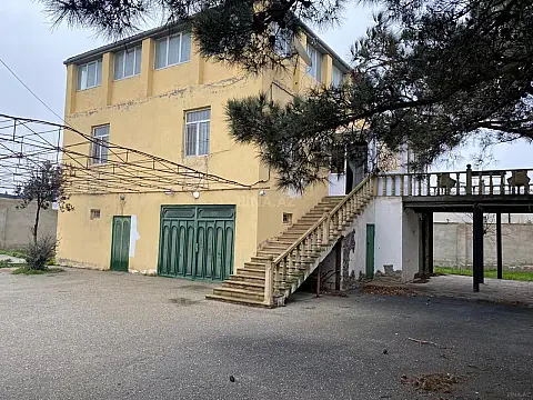 Satılır 3 otaqlı həyət evi 300 m² — Bakı, Şüvəlan 3 otaq 300.00 m²