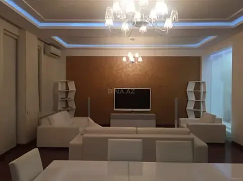 Kirayə verilir 4 otaqlı mənzil 216 m² — Bakı, Sahil qəs. 4 otaq 216.00 m²