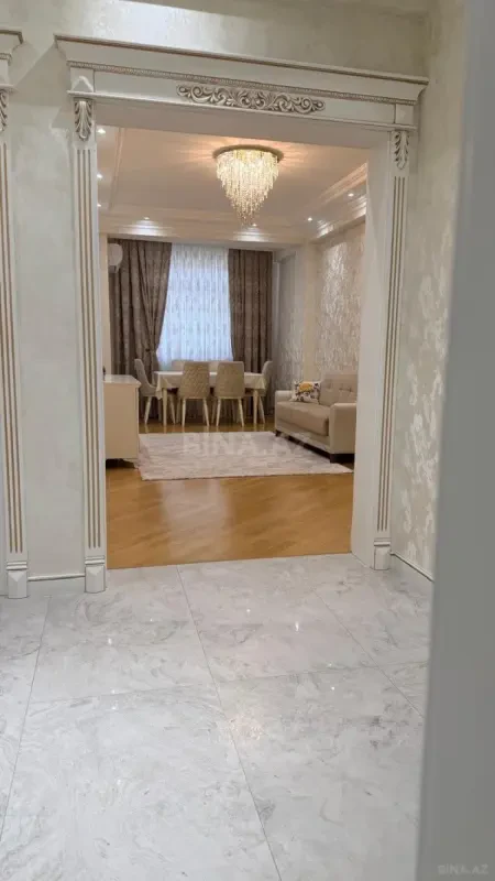 Satılır 2 otaqlı mənzil 65 m²