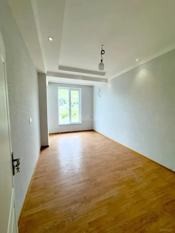 Satılır 3 otaqlı mənzil 75 m²