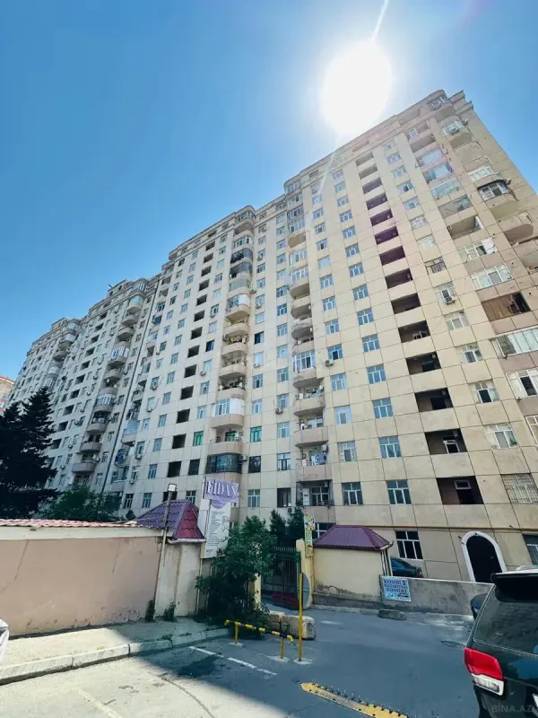 Satılır 2 otaqlı mənzil 68 m²