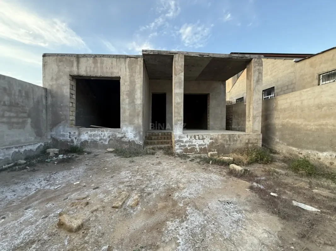 Satılır 3 otaqlı həyət evi 100 m²