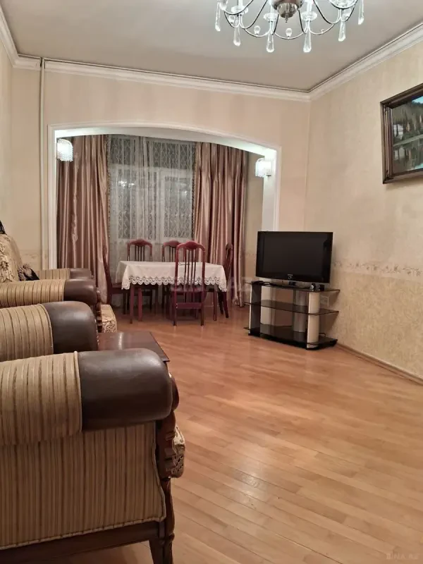 Kirayə verilir 3 otaqlı mənzil 90 m²