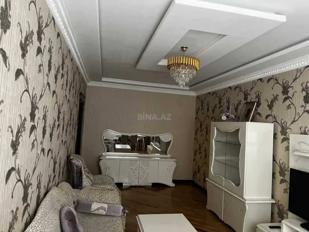 Kirayə verilir 3 otaqlı mənzil 128 m²