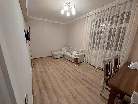 Kirayə verilir 2 otaqlı mənzil 65 m² — Bakı, İnşaatçılar 2 otaq 65.00 m²