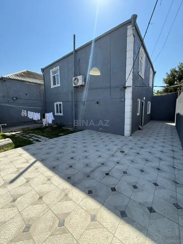 Satılır 4 otaqlı həyət evi 145 m²