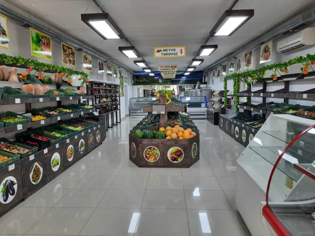 Kirayə verilir obyekt 240 m²