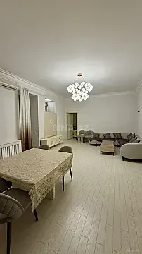 Satılır 3 otaqlı mənzil 90 m² — Bakı, Nizami 3 otaq 90.00 m²