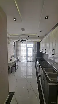 Kirayə verilir 3 otaqlı mənzil 120 m² — Bakı, Memar Əcəmi yanı 3 otaq 120.00 m²