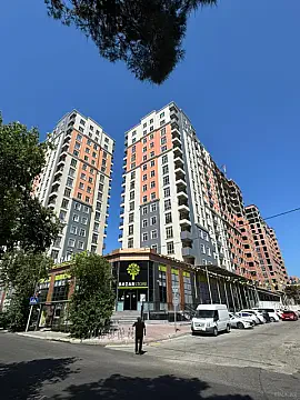 Satılır 4 otaqlı mənzil 119 m² — Bakı 4 otaq 119.00 m²
