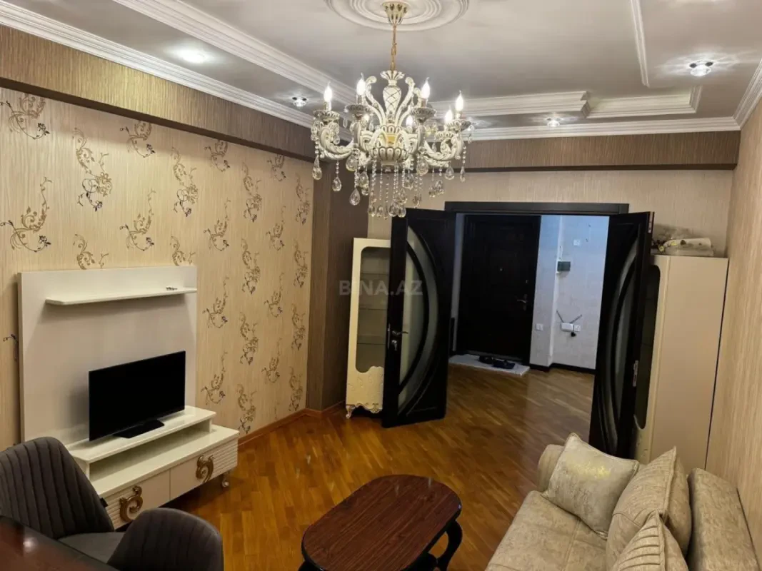 Kirayə verilir 3 otaqlı mənzil 100 m²