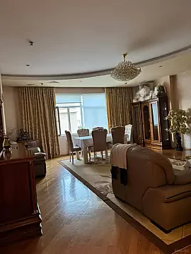 Kirayə verilir 3 otaqlı mənzil 140 m² — Bakı, Nizami 3 otaq 140.00 m²