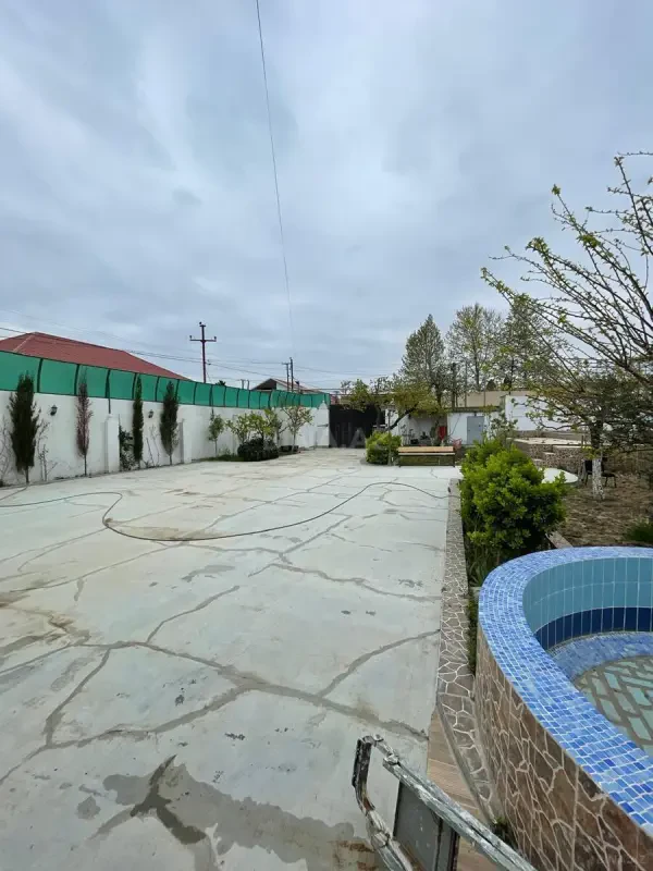 Kirayə verilir 4 otaqlı həyət evi 200 m²