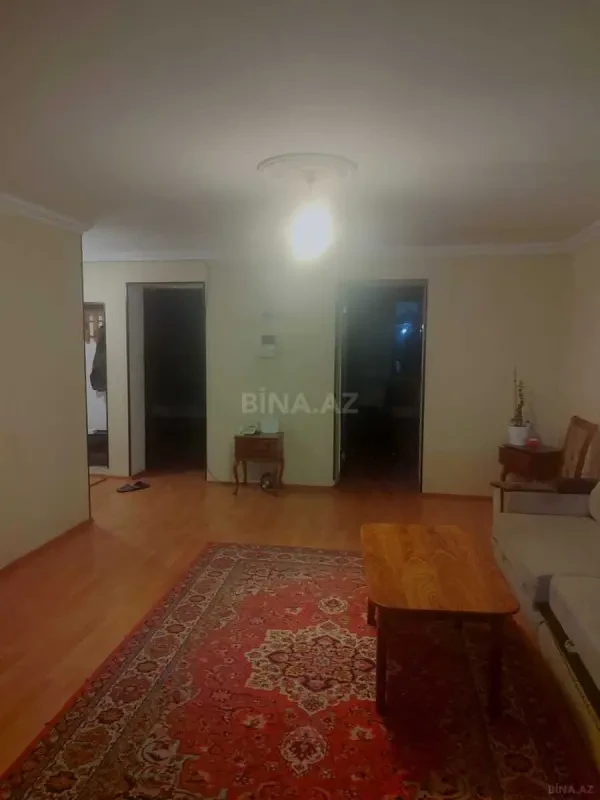 Satılır 3 otaqlı mənzil 110 m²