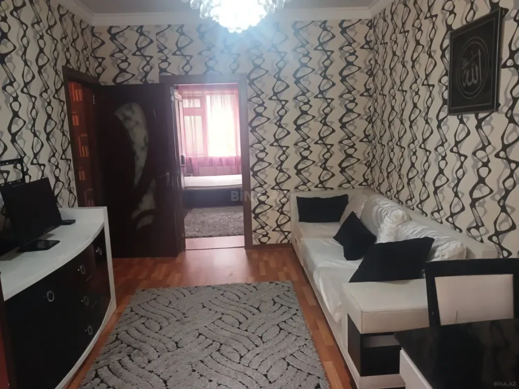 Kirayə verilir 2 otaqlı mənzil 55 m²