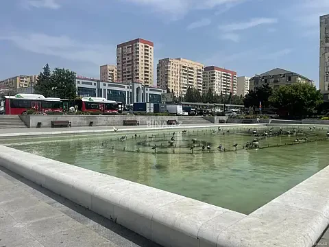 Satılır 4 otaqlı mənzil 141 m² — Bakı 4 otaq 141.00 m²