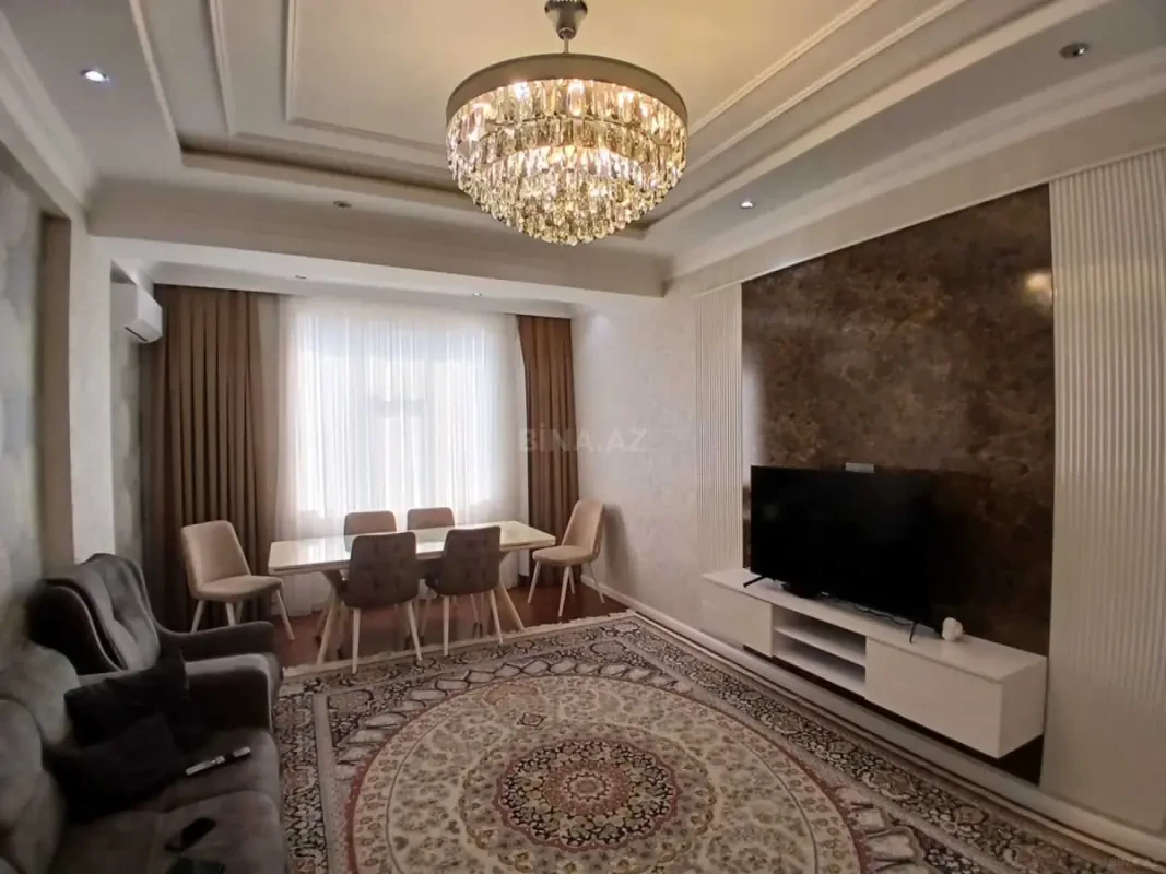 Satılır 3 otaqlı mənzil 117 m²