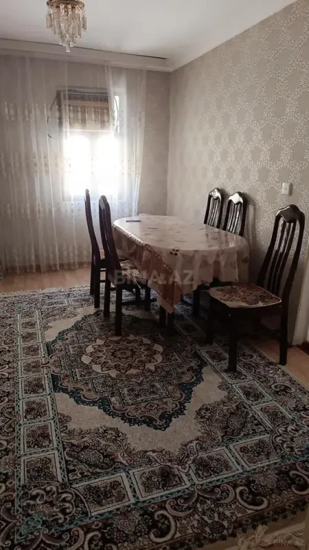 Satılır 4 otaqlı həyət evi 125 m²