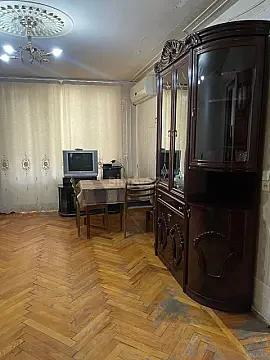 Kirayə verilir 2 otaqlı mənzil 45 m² — Bakı 2 otaq 45.00 m²