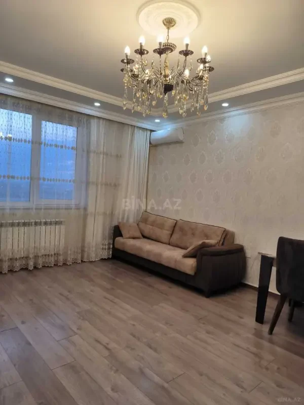 Kirayə verilir 2 otaqlı mənzil 70 m²
